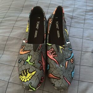 Dinosaur glow in the dark Toms slip on shoes size 7